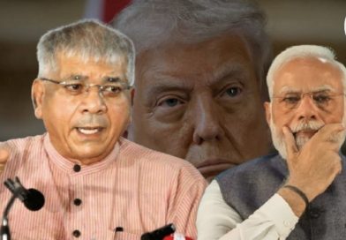 भारत अमेरिकेच्या तालावर नाचतोय का? डोनाल्ड ट्रम्प यांच्या दाव्यांवरून प्रकाश आंबेडकरांचा मोदी सरकारला सवाल!